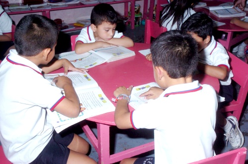 Alumnos de preescolar y primaria recibirán paquetes escolares a partir de este lunes, en La Laguna de Durango.