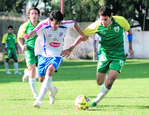 Difícil salida tendrá hoy sábado Atlético Lagunero en su visita a Vaqueros de Ixtlán en el estadio de la Unidad Deportiva Roberto Gómez Reyes de Ixtlán del Río, Nayarit, en juego de la fecha 16 de la Liga Premier de Ascenso. (Archivo)