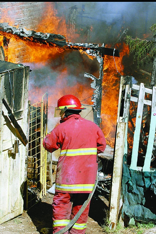 En Protección Civil se reportaron incendios en tres zacatales urbanos.

