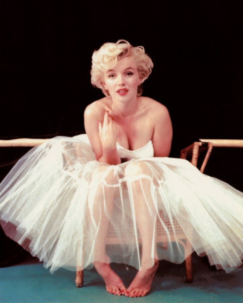 Las fotos son parte de las más de 2 mil 500 imágenes eróticas que Bert Stern le tomó a Monroe desnuda o semidesnuda, para la revista Vogue. 