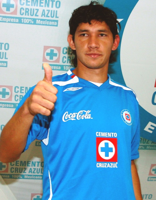 El guaraní no se comprometió a marcar un determinado número de goles, aunque recalcó que tiene la obligación de aportar su máximo esfuerzo y entrega a la hora de jugar. (jammedia)    
