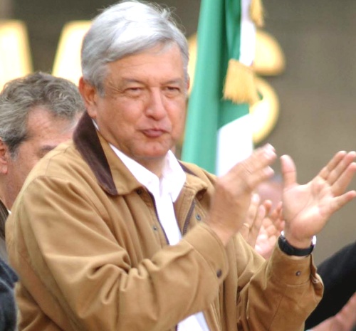 El ex candidato presidencial sostuvo que Zedillo es un 'cínico' por 'convertir en 1995 una deuda privada, de unos cuantos, en deuda pública, en una deuda onerosa que todavía no se paga'. (Archivo)