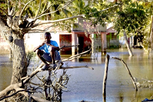 Difícil situación. Ante la falta de infraestructura adecuada, Haití padece inundaciones cada vez que se
registran tormentas, por muy leves que sean.