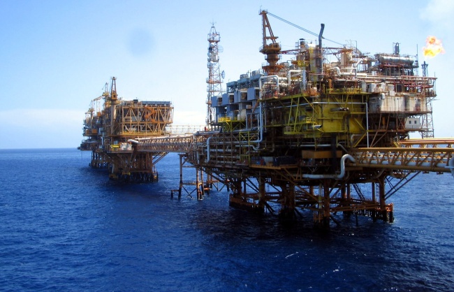 Nuevo tesoro. El Ku Maloob Zaap se convierte en el nuevo tesoro petrolero del país y estima Pemex que durará 30 años.