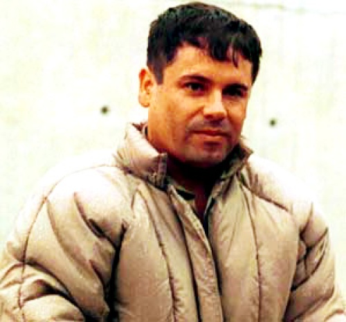 Son reclamados Joaquín Guzmán Loera y/o Joaquín Archivaldo Guzmán Loera, alias 'El Chapo'; Ismael Zambada García, alias 'El Mayo Zambada'; Ignacio Coronel Villarreal, alias 'Nacho Coronel', entre otras personas. 