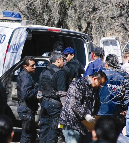 Tragedia. Pocos datos se tienen del asesinato de cinco jóvenes en la cabecera municipal de El Oro.  EL SIGLO DE TORREÓN