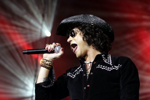 Con lujo. Enrique Bunbury finalizó su gira Hellville De Luxe Tour  2009 por la República Mexicana.  ARCHIVO  