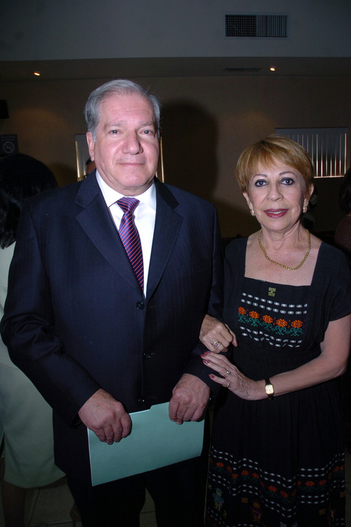 Héctor Acuña y Gloria Murillo. 