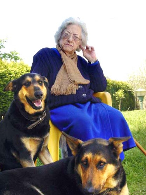La anciana se había hecho famosa por el blog 'A mis 95 años', que inauguró el día que cumplió esa edad, el 22 de diciembre de 2006.