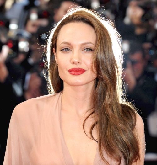 La actriz Angelina Jolie ha desbancado a la presentadora Oprah Winfrey como la celebridad más poderosa del mundo. (Archivo)