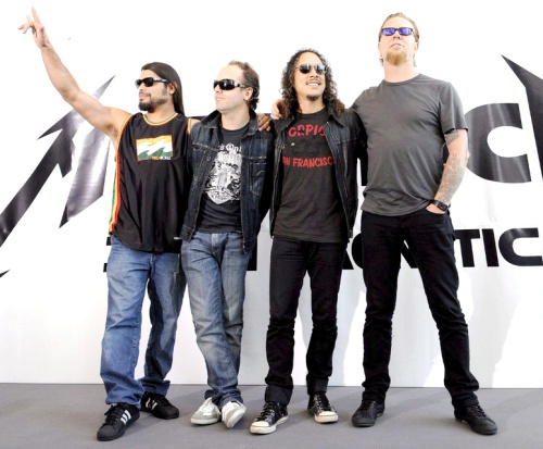 Hetfield, Trujillo, Lars Ulrich, Kirk Hammett y Robert Trujillo expresaron su alegría de regresar a la ciudad de México. (Archivo)
