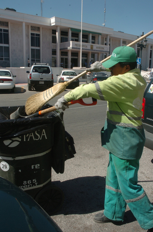 Más barato. Con la licitación del servicio de limpieza se busca que los ciudadanos paguen menos por la recolección de basura. 