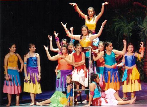 Muestran sus dotes. Los actores del montaje Una Vez en Esta Isla interpretarán en vivo los temas del musical.  ARCHIVO 
