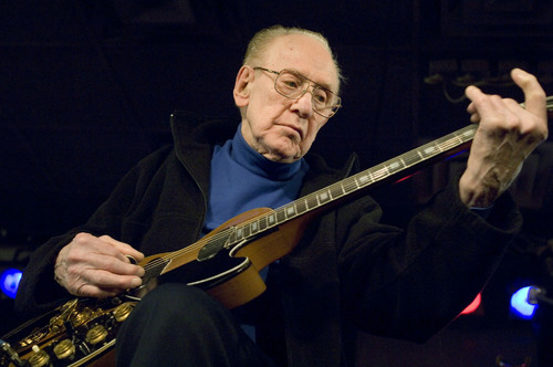Pérdida. La muerte de Les Paul significa una gran pérdida en el mundo de la música.