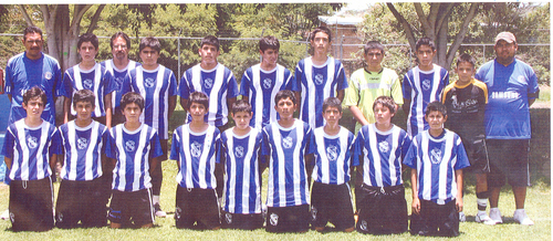 El equipo del club deportivo Lobos FC, de la categoría especial, se trajo el primer lugar de la Copa Gallos, celebrada en la ciudad de Guadalajara, Jalisco, el pasado mes de julio. (EFE)