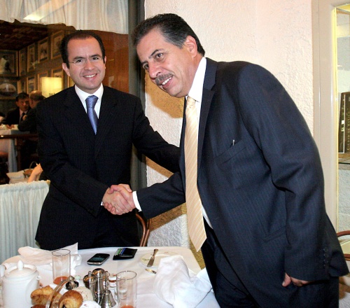 Ortega Martínez destacó el hecho de que Calderón haya reconocido que no puede sólo, sino que necesita la colaboración de todos los actores en la búsqueda de soluciones para el país en los momentos actuales. (El Universal)