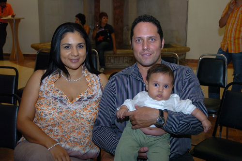 Sulema, Víctor y Anilú.