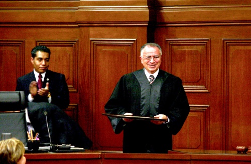 Despedida. La Corte despidió al Ministro Mariano Azuela Güitrón, luego de una trayectoria de 26 años y medio en el máximo tribunal.