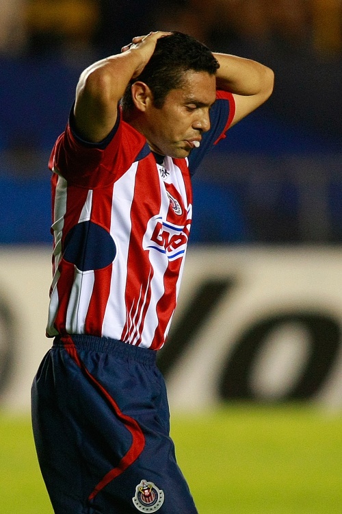 La directiva del Guadalajara se olvidó por completo de todo lo que Ramón Morales entregó a la institución de Chivas. (El Universal)
