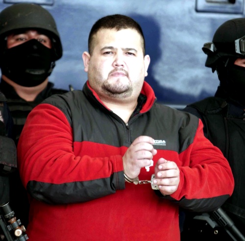 La Dirección Estadounidense Antidrogas (DEA) felicitó hoy al Gobierno de México por la captura de Eduardo Teodoro García Simental, alias 'El Teo', al que calificó como uno de los 'más violentos y brutales narcotraficantes'.