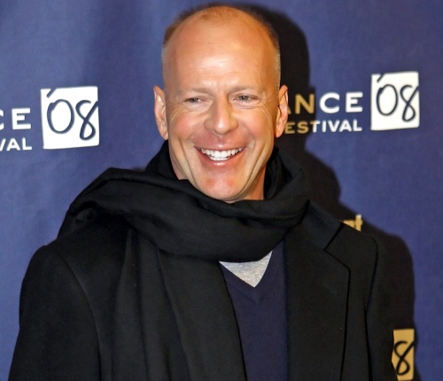 El actor Bruce Willis, protagonista de 'Die Hard', comentó que espera rodar la quinta parte de esta saga en 2011, en declaraciones que publica hoy el portal del canal MTV.