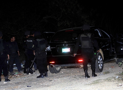 Ataques. Un grupo armado atacó a elementos de la Policía Estatal Preventiva en Oaxaca.