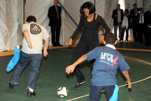 Michelle Obama promueve el ejercicio