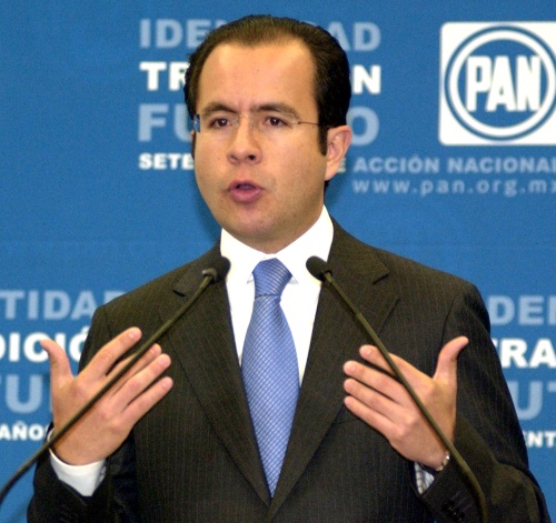 El presidente del Partido Acción Nacional (PAN), César Nava aceptó que se cometió un error al firmar un acuerdo político con el PRI.