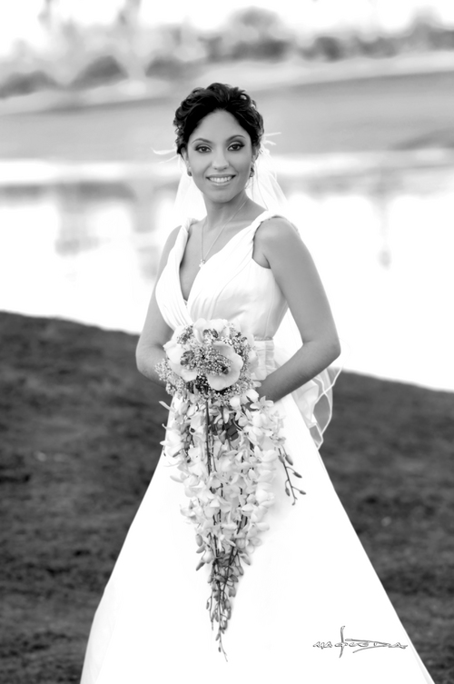 Srita. Claudia Patricia Castro Rodríguez el día que contrajo nupcias con el Sr. David Lares Romo.- Maqueda Fotografía