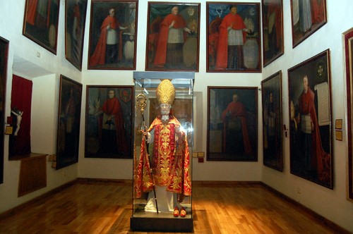 Sacrilegio. Un duro golpe por parte de los ladrones sufrió el Museo de Arte Sacro de la Catedral de Durango.  GABRIELA HERNÁNDEZ / EL SIGLO DE DURANGO 