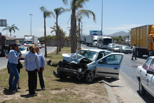 Una Herida En Choque En Puente Centenario El Siglo De Torreón 8694