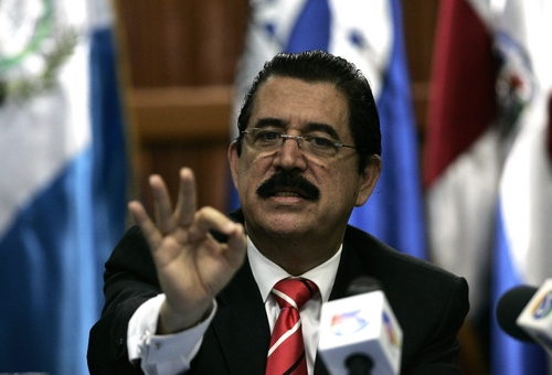 Lo dejan solo. El ex presidente de Honduras Manuel Zelaya.