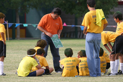 La nueva versión 2010 de Forma Soccer refrenda su compromiso de mantener este curso de verano como la mejor opción para formación y convivencia de los niños y sus familias.