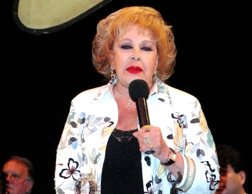 La actriz y nueva secretaria general de la Asociación Nacional de Actores (ANDA), Silvia Pinal, lamentó la muerte de Carmelita González, quien falleció hoy víctima de una enfermedad pulmonar.