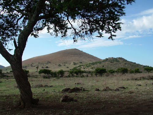 Vestigio. El Volcán de Maika, uno de los más conocidos del municipio de Poanas, se encuentra ubicado en la Sierra de Cieneguilla.