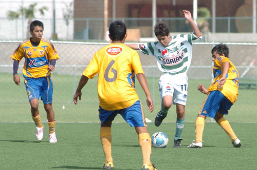 El Selectivo Sub 15 de Santos Laguna viajará la noche de hoy miércoles para participar en la Copa Nike 2010. Guerreritos viajarán a Copa Nike 2010