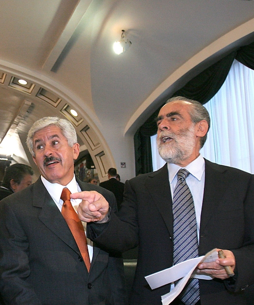 Con vida. Fauzi Hamdan Amad, personaje cercano a la familia de Diego Fernandez de Cevallos, dijo tener la certeza de que el político está vivo. 