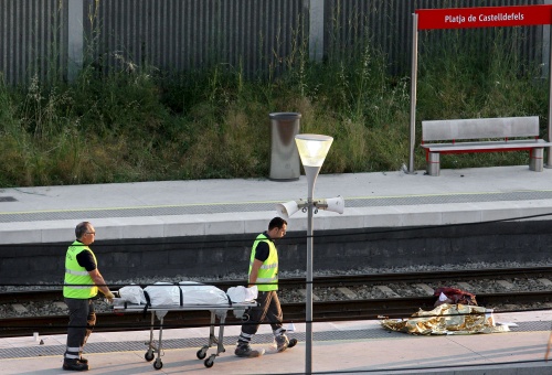 Identifican a 7 víctimas de 'trenazo' en España