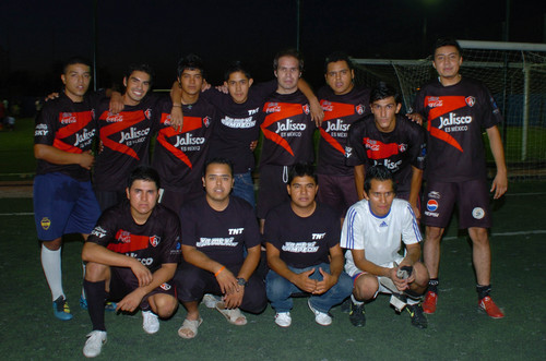 TNT se coronó campeón de la Liga Premier en la Bombonera