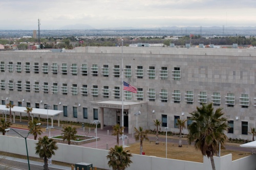 El consulado de Estados Unidos en la fronteriza Ciudad Juárez, en el norteño estado mexicano de Chihuahua, reabrirá sus puertas este martes, informaron hoy fuentes oficiales. (Archivo)