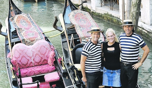 Una mujer ha obtenido por primera vez el título de gondolera de la ciudad de Venecia (norte de Italia), una profesión que durante 900 años ha estado reservada exclusivamente a los hombres y que da así ahora un paso importante en la igualdad de géneros.