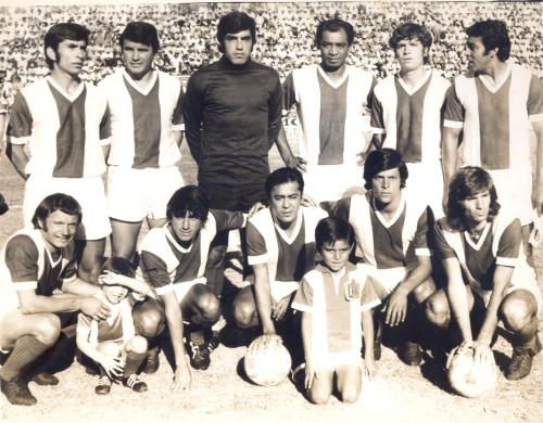 Laguna temporada 71-72. Arriba de izquierda a derecha Ramírez, Navarro, Kuri, Lostanau, Lazo y Arévalo. Abajo Rendo, Pineda, Piña, López y “El Bambino’’ Veira.