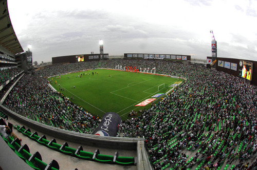 El complejo deportivo más funcional de América Latina, la casa de los Guerreros del Santos Laguna, fue para el público, la mejor obra del presente año. Para el público, el TSM fue la mejor obra de 2010.
