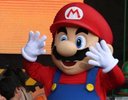 Tiene su calle. El popular personaje de videojuegos es una de las figuras más emblemáticas de la cultura moderna, opinaron los vecinos del lugar.  EL UNIVERSAL
