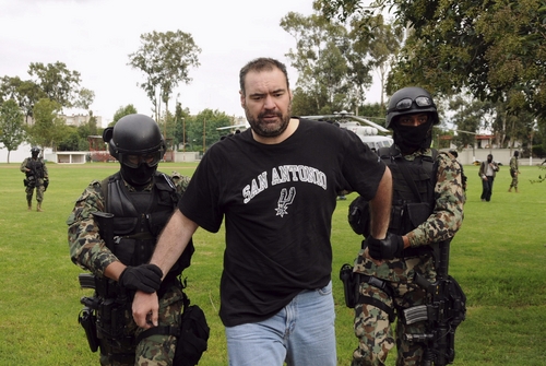 Detención. Sergio Villarreal 'El Grande' fue detenido en Puebla el mes de septiembre por elementos de la Marina.  EFE