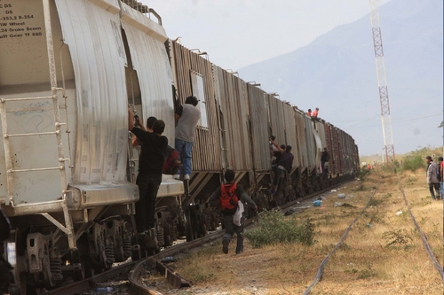 Peligros. Los migrantes centroamericanos pasan por muchos peligros en su paso a México para llegar a Estados Unidos.  NOTIMEX