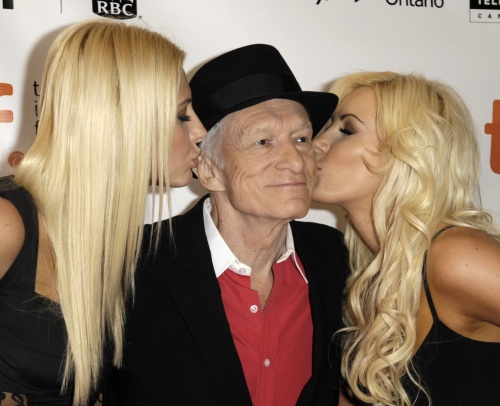 Revista del 'conejito' podría publicar imágenes de Hefner, de 84 años, al desnudo. (Archivo)