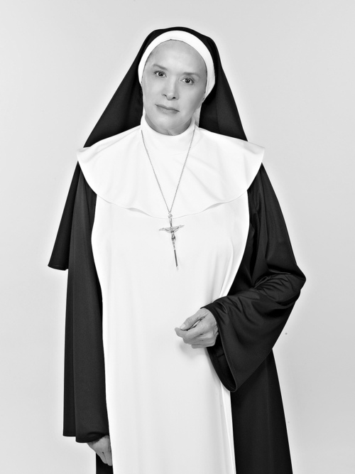 Monja. Cecilia Romo ha realizado varios papeles de religiosas tanto en TV como en teatro.  CORTESÍA TV AZTECA