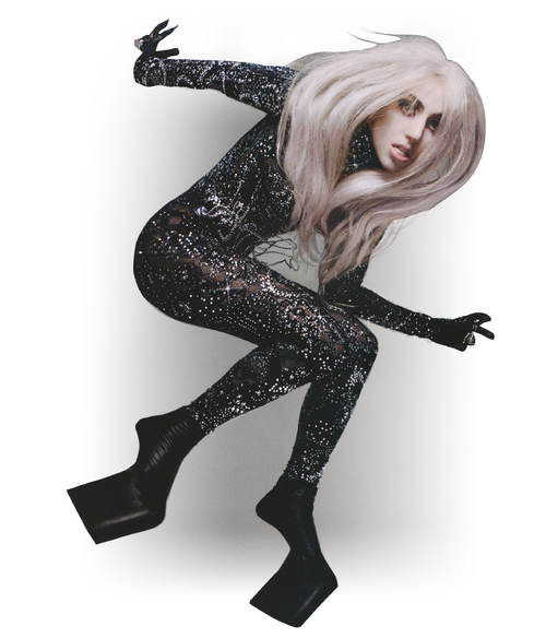 Le sale caro. Lady Gaga está sacrificando mucho más que su belleza debido a sus extravagancias... la salud.