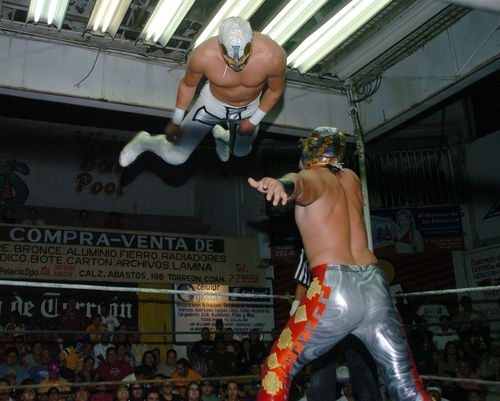 La espectacularidad del Ángel de Oro se hará presente este jueves en la Arena Olímpico Laguna de Gómez Palacio. Viene el CMLL a la Olímpico Laguna